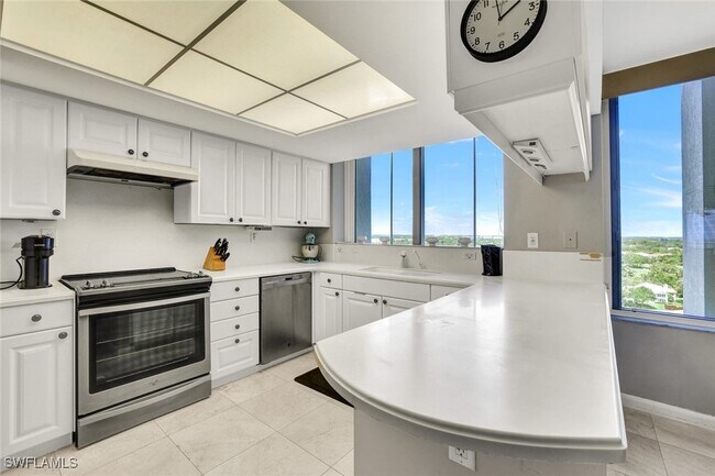 Photo - 6849 Grenadier Blvd Unidad 1602