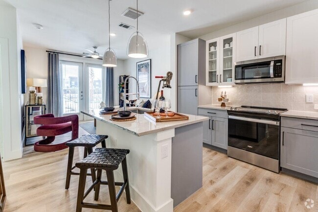 Building Photo - Aura High Pointe Rental