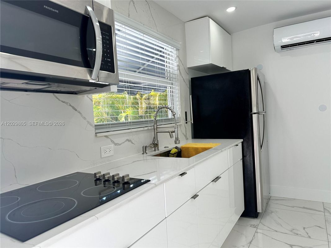 Photo - 9600 SW 164th St Unit 1