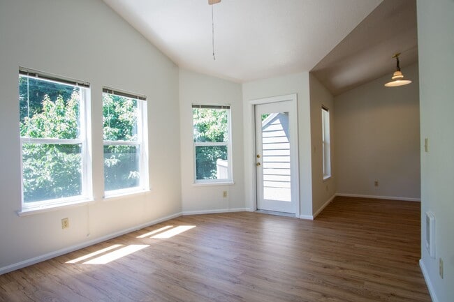 Photo - Major Updates: Vaulted Ceiling Spacious 2-Bed 2-Bath w DW, WD, Balcony! Unit 245-07
