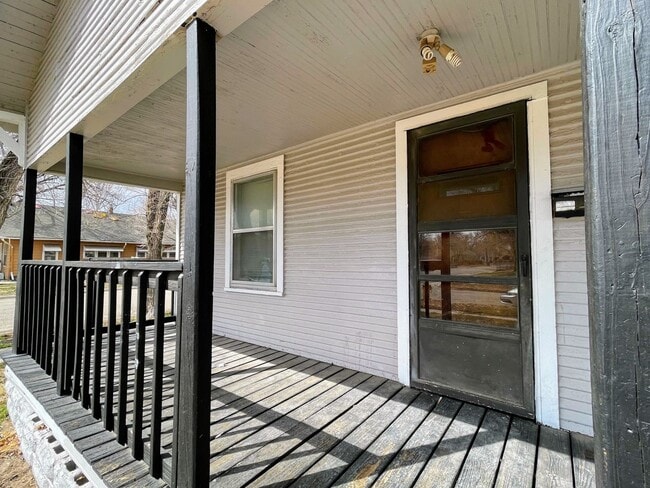 Photo - 2 bedroom with Bonus Room