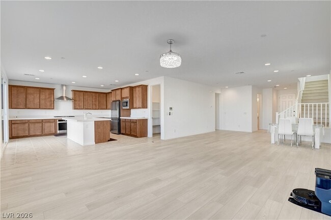 Photo - 10276 Thurso Ave