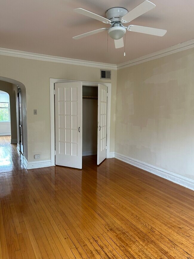 Photo - 4955 N Whipple St Unit 3E