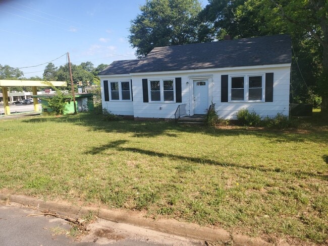 Photo - 105 Peachtree St