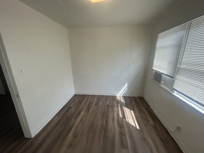 Photo - 1340 N Linden Ave