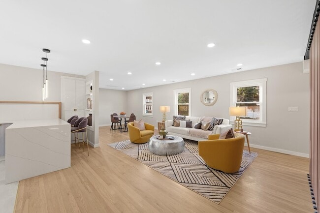 Photo - 312 Garfield Ave