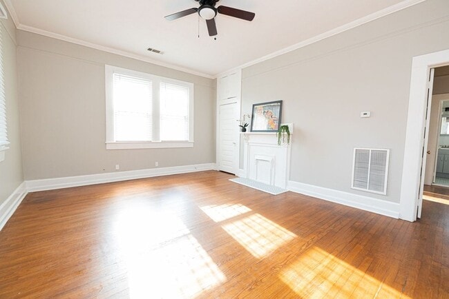 Photo - Charming 2 Bedroom/1 Bathroom Home