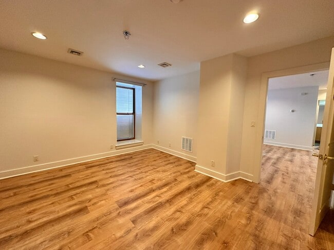 Photo - 523 2nd Ave Unidad 3