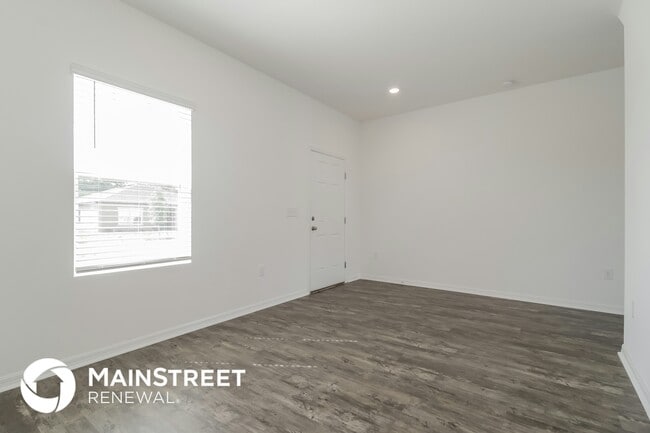 Photo - 117 Hidden Lk Lp