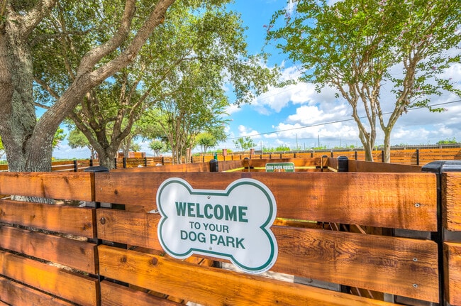 Parque para perros - The Flats at Sugarland