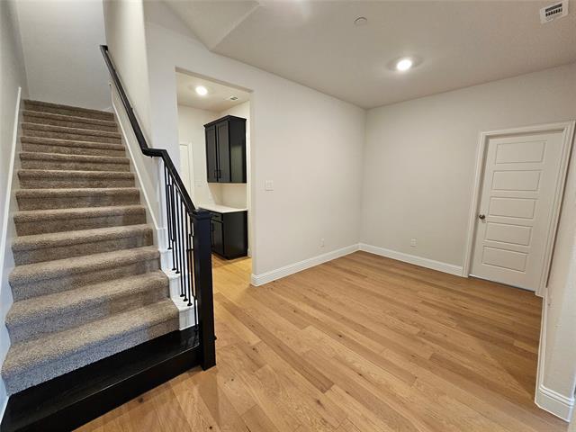 Photo - 360 Greenhouse Dr