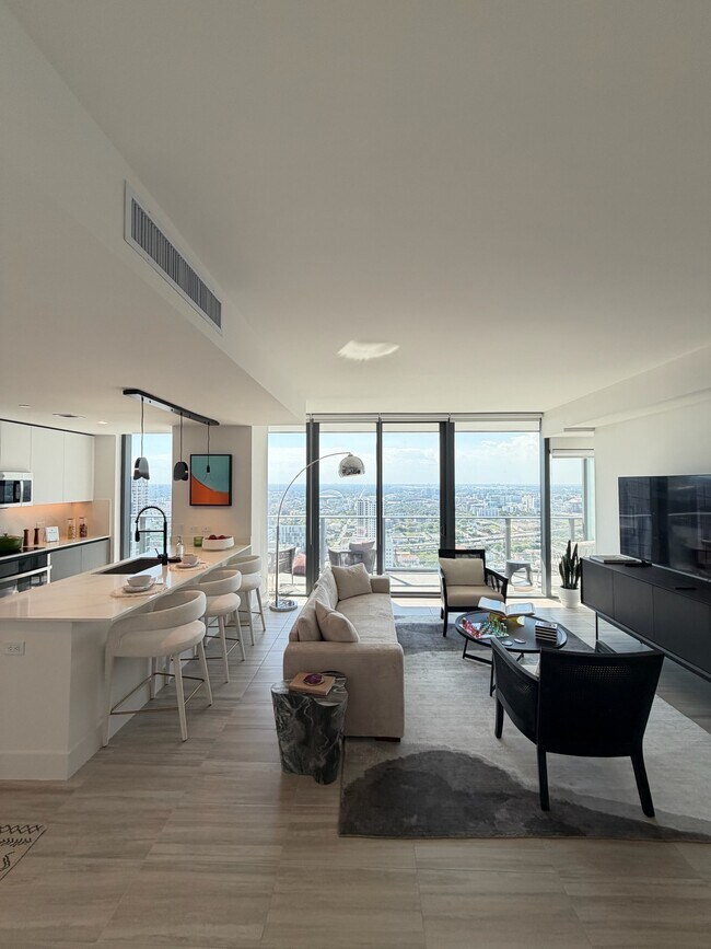 Photo - 501 N Miami Ave Unit B2