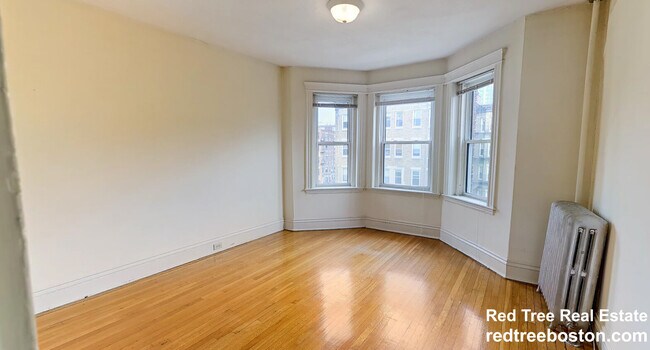 Building Photo - 106 Queensberry St Rental