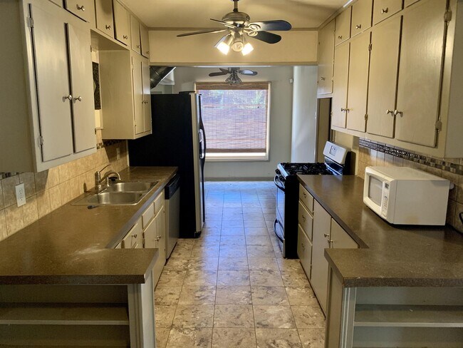 Photo - 2515 28th St