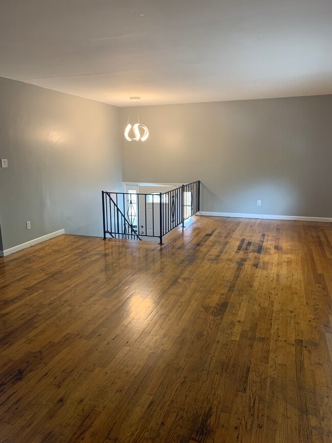 Photo - 6032 Ridgeacres Dr