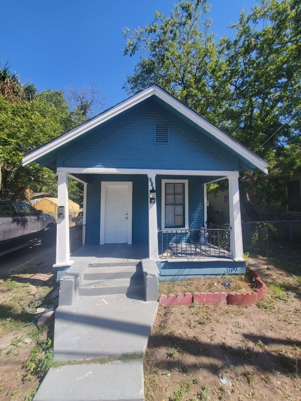 Photo - 307 E Lambert St House