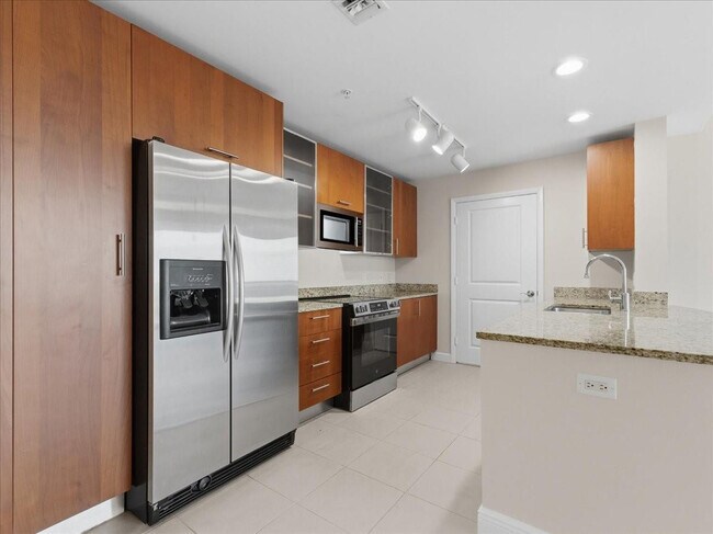 Photo - 1945 S Ocean Dr Unit 509