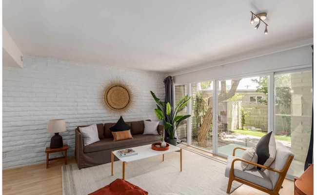 Building Photo - 4352 N 36th Plz Unit 1