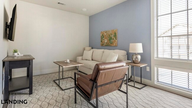 Building Photo - 20915 Wilderness Oak