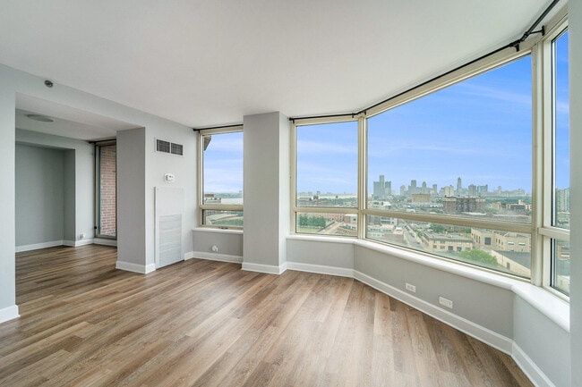Photo - 3320 Spinnaker Ln Unit 16D