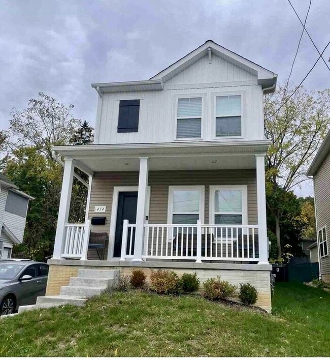 Building Photo - Updated 3 Bed, 2.5 Bath Home in Lane-Wooster Area