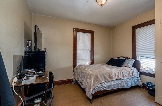 Photo - 610 E Vine St