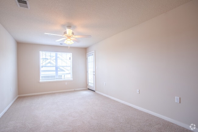 1BR,1BA,-718SF