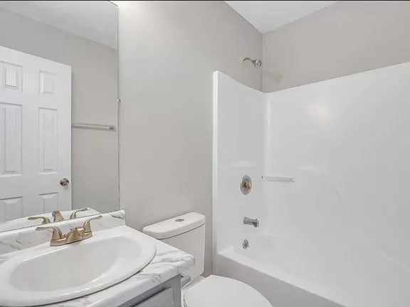 Photo - 105 Shayna Dr