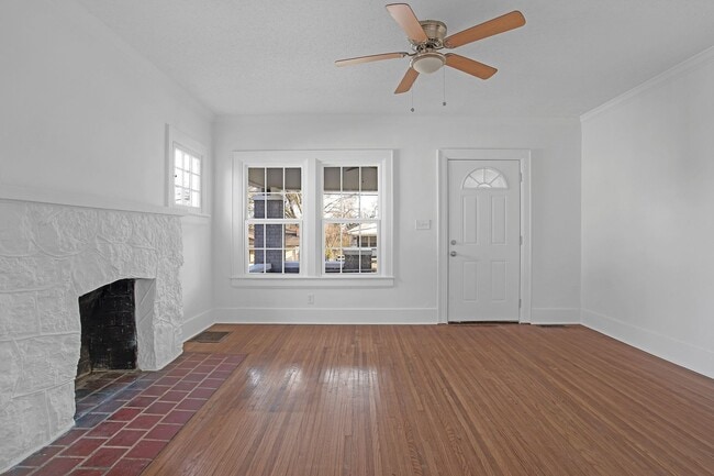 Photo - 3/ 2 Home for Rent!