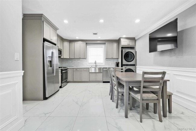 Photo - 24 Jefferson Ave