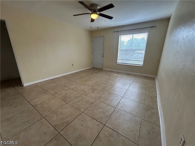 Photo - 2828 Jackson St Unit J3