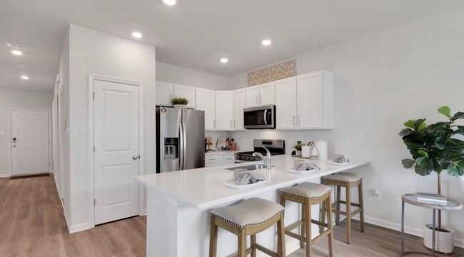 267 Hermosa Dr