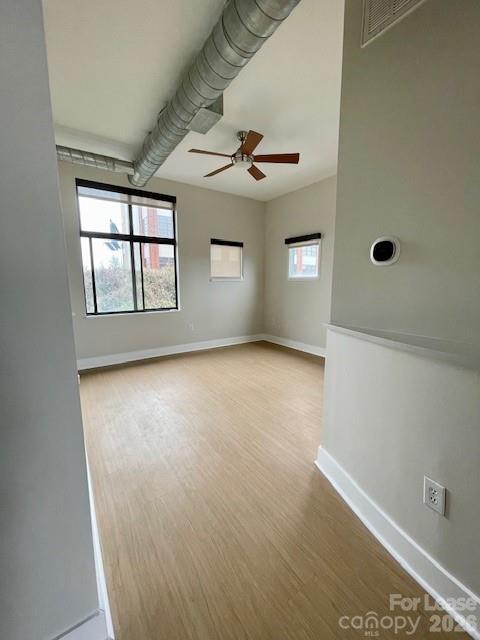 Photo - 514 W 10th St