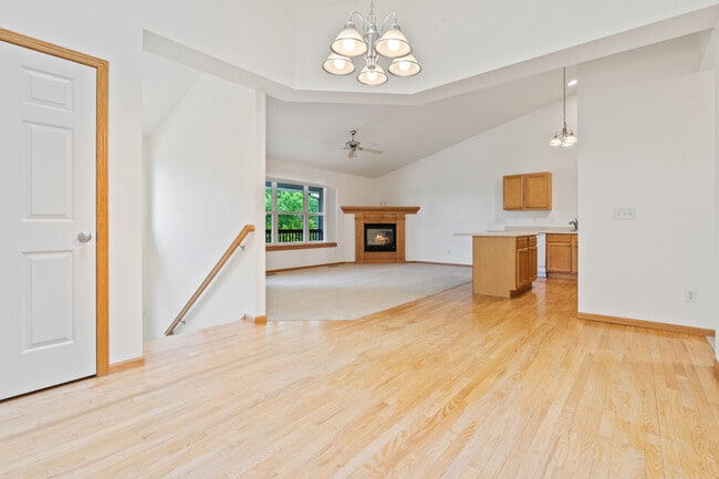 Building Photo - 21 Redtail Bend Rental
