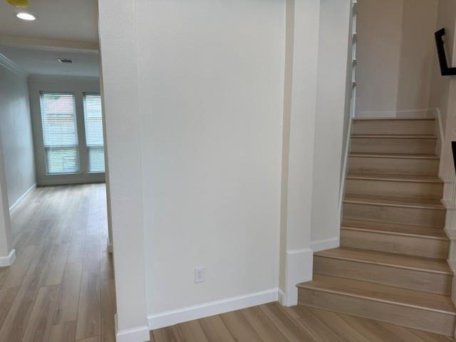 Photo - 618 W Muirfield Rd