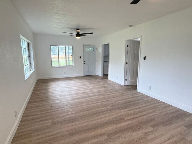 Photo - Groveland Home on large lot