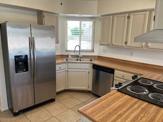 Photo - 1200 W Boxelder Cir Casa