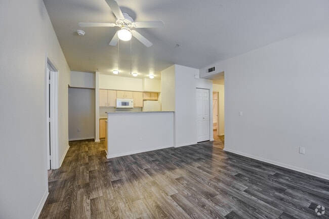 Building Photo - Sterling Pointe Rental
