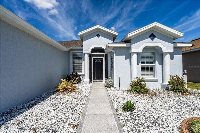 Building Photo - 1813 SW 157th Place Rd Rental
