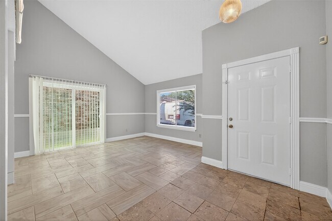 Photo - 7711 Del Glen Ln