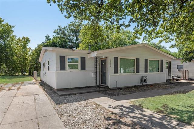 2212 David Dr