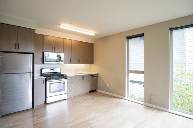 Photo - Fabulous Sellwood 2nd Floor-1 Bdr with Dishwasher & W/D! Unit 202