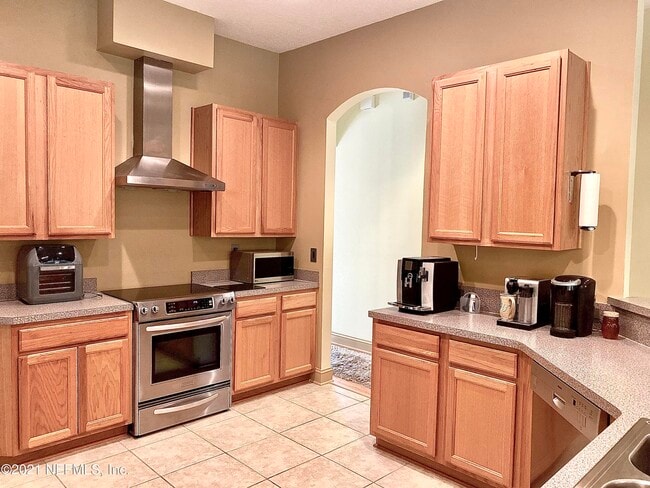 Photo - 8699 Canopy Oaks Dr