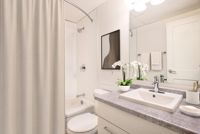 Photo - Landmark Towers