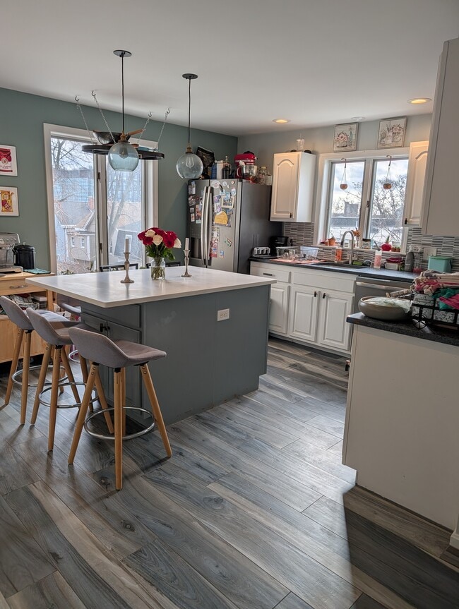 Building Photo - 40 Columbus Ave Unit 1