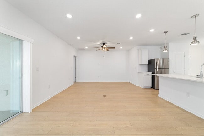 Live the Resort Lifestyle You’ve Been Waiting For in Stone Creek!