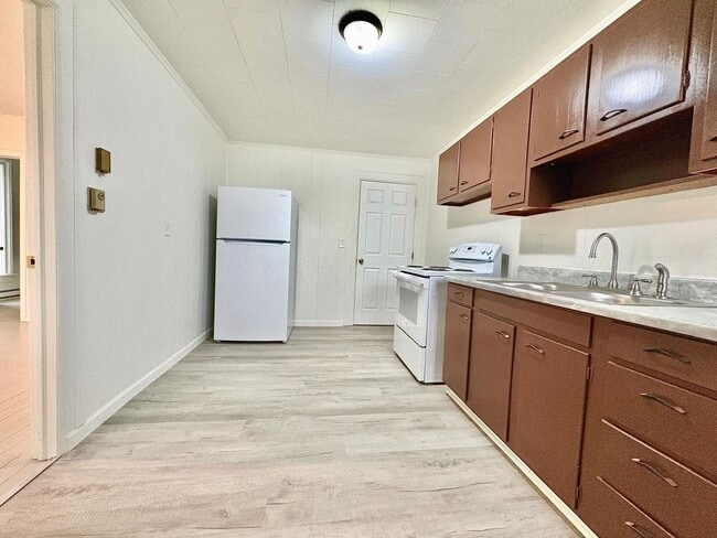 Photo - 123 S Michigan St Unit 123 S. Michigan St. APT 2
