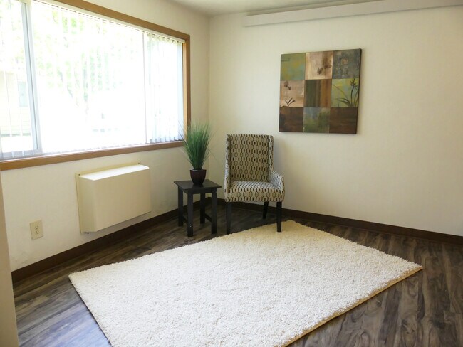 Photo - Lakeview Terrace Apartments