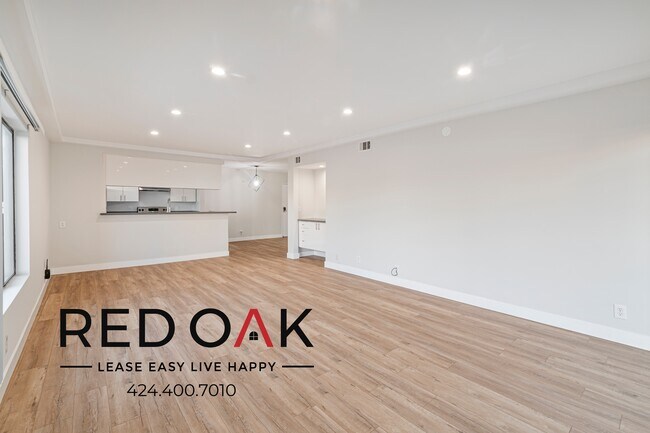 Photo - 121 N Hamilton Dr Unit 202