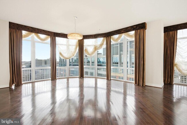 Photo - 8220 Crestwood Heights Dr Unidad 1906